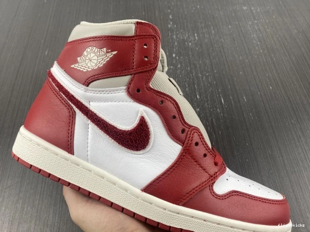 OG Newstalgia Jordan High Chenille 1 (W) DJ4891-061 1108